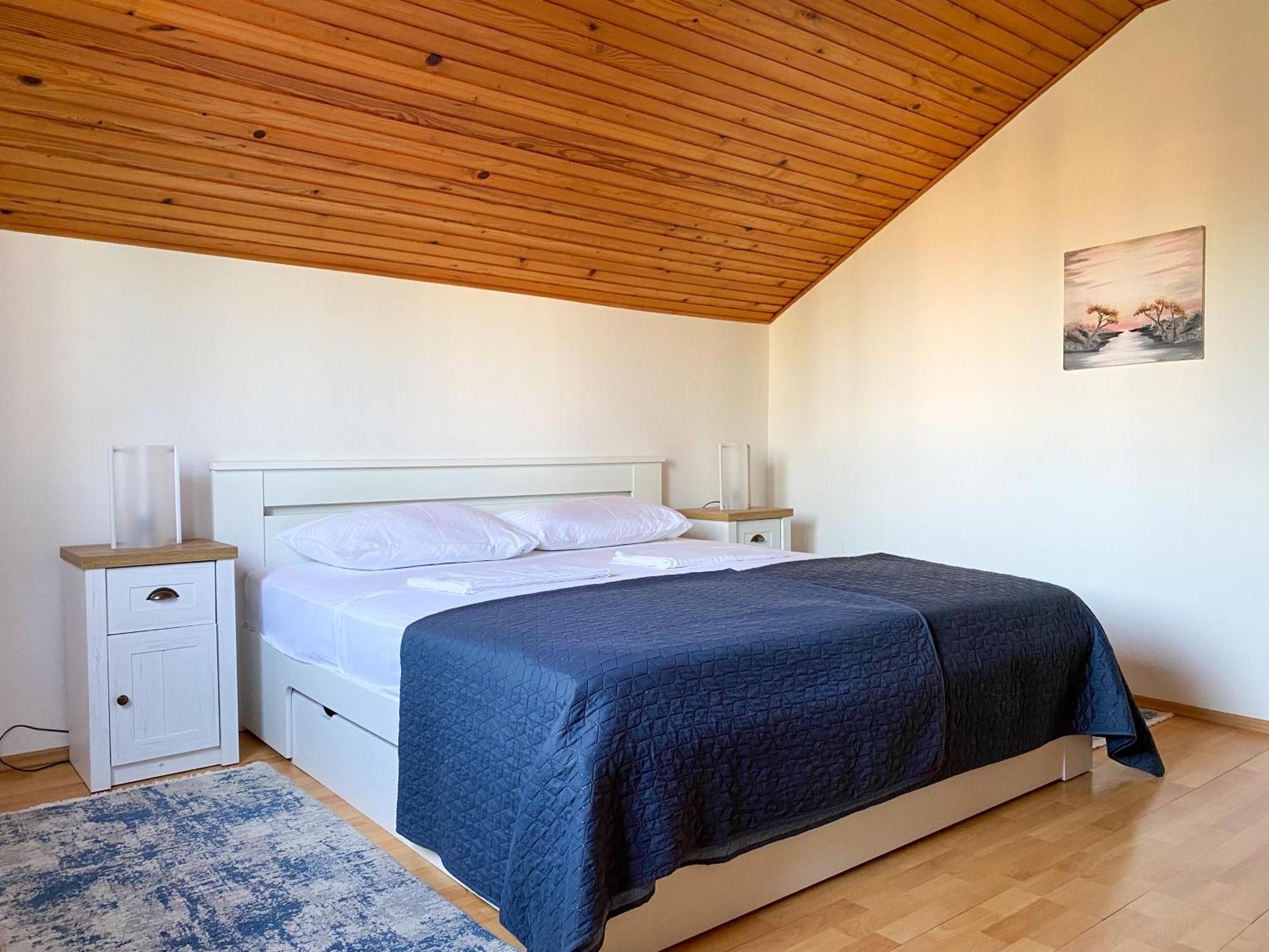 Apartments Maria Биоград на Мору Екстериор снимка