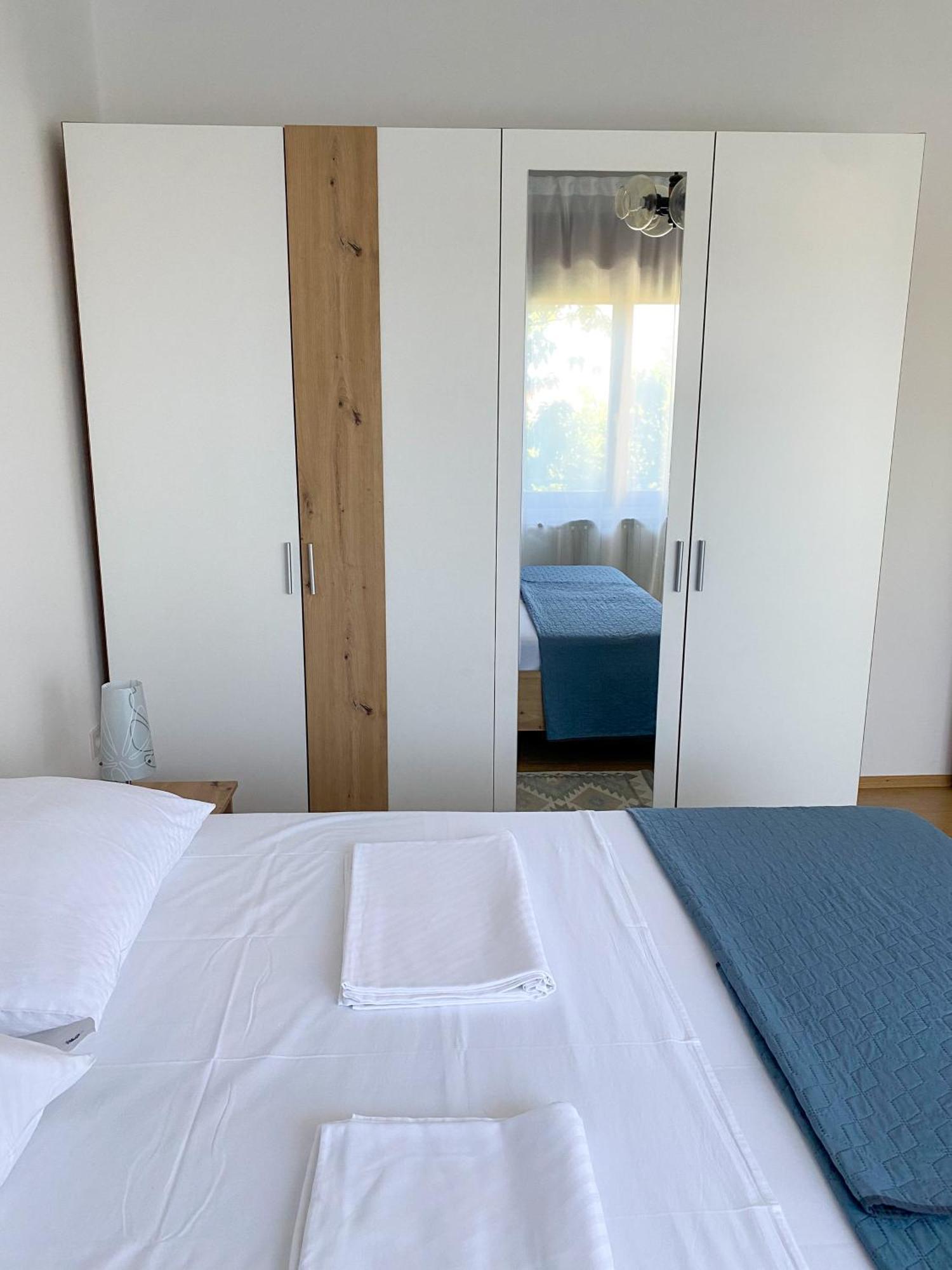 Apartments Maria Биоград на Мору Екстериор снимка