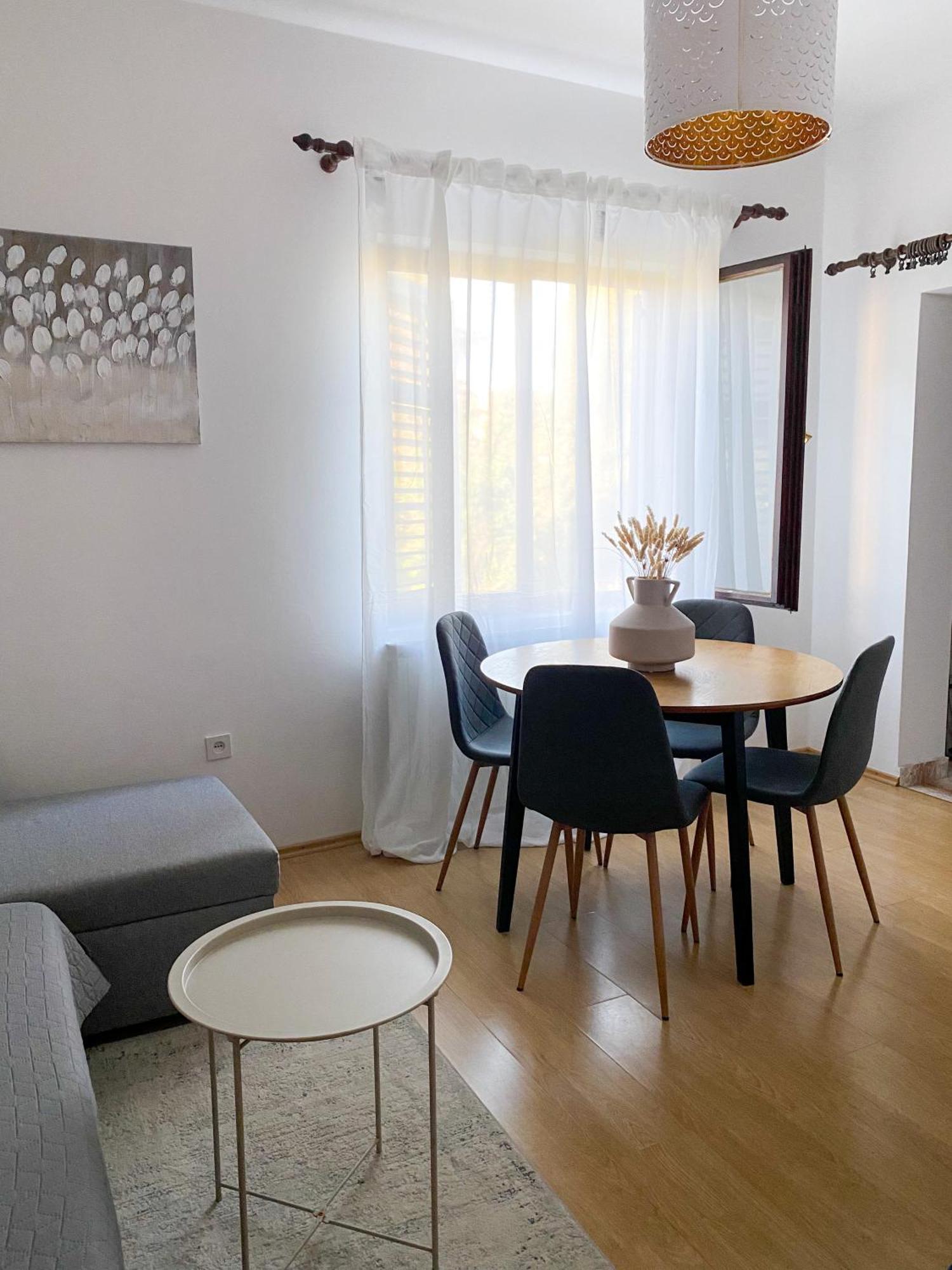 Apartments Maria Биоград на Мору Екстериор снимка
